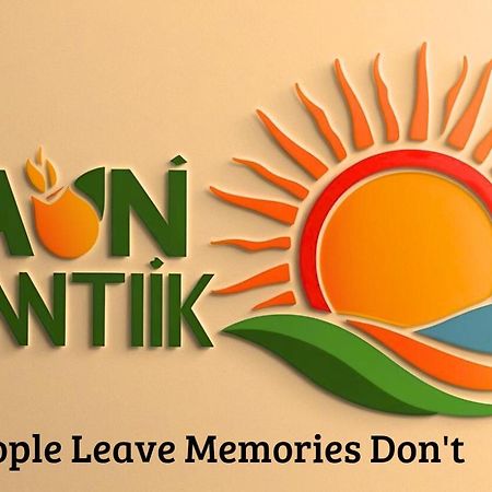 The Daun Puntik Homestay Pemenang 外观 照片